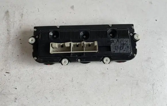 Volkswagen Touran I Climate control unit 2LL9505014