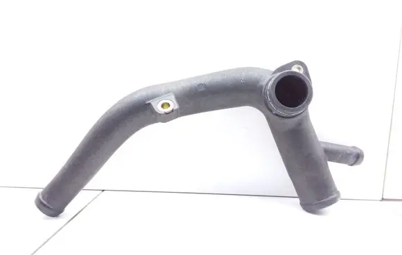 Mercedes-Benz A W169 Engine coolant pipe/hose A2662000052