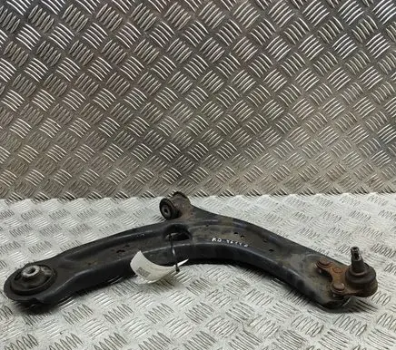 Volkswagen PASSAT B8 Front lower control arm/wishbone 3Q0407152E