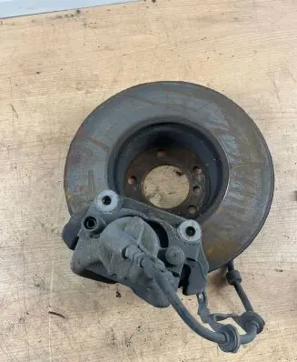 BMW 3 E90 E91 Brake discs and calipers set 6773202