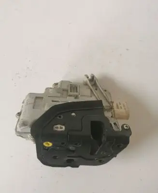 Audi A6 S6 C6 4F Rear door lock