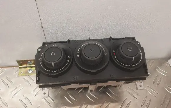 Peugeot 308 Climate control unit 69940002 T1000220K