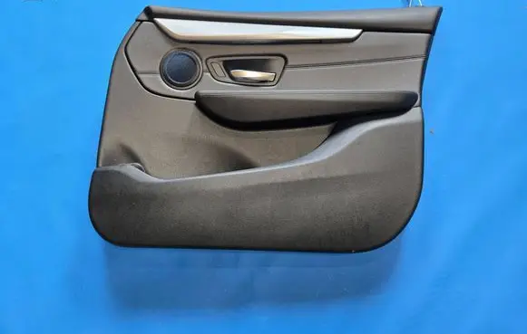BMW 2 F45 Front door card panel trim