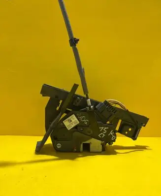 Ford Focus Loading door lock 
