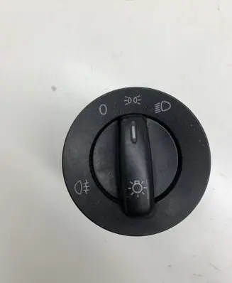 Volkswagen PASSAT B6 Light switch 1K0941431AH