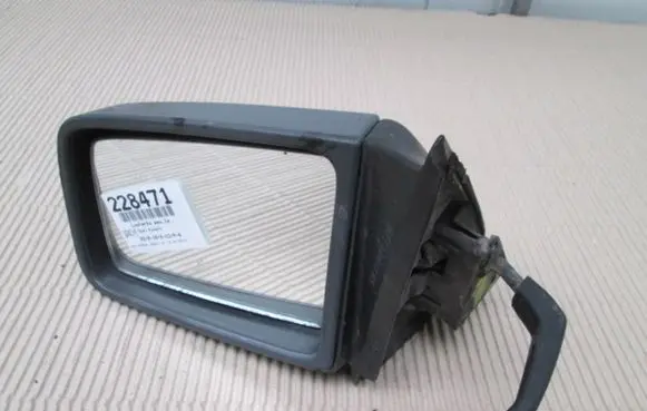 Opel Kadett E Front door electric wing mirror