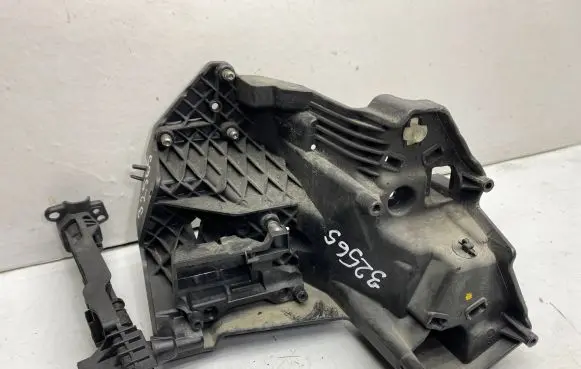 Volvo XC60 Headlight part 10600141800 20170707