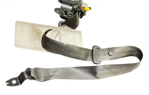Seat Toledo IV (NH) Front seatbelt 008R000 621493000