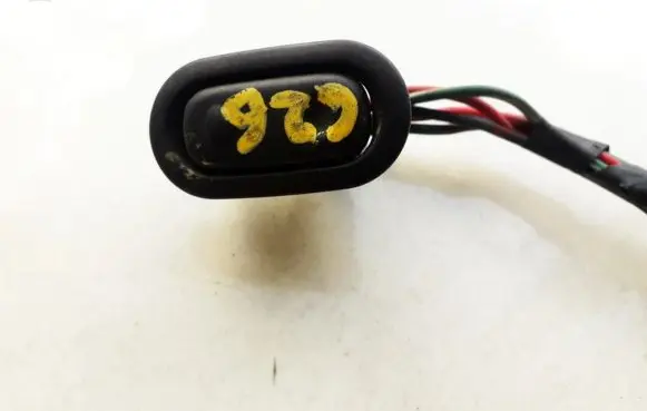 Mazda 626 Electric window control switch