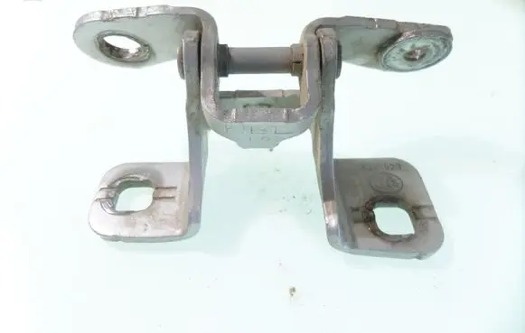 Dodge Magnum Rear door upper hinge AJ46923 VL036