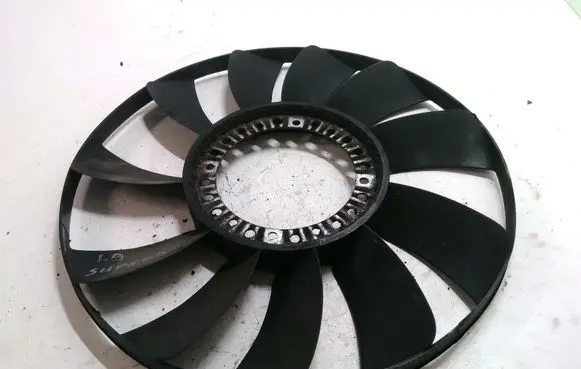 Skoda Superb B5 (3U) Fan impeller 058121301B