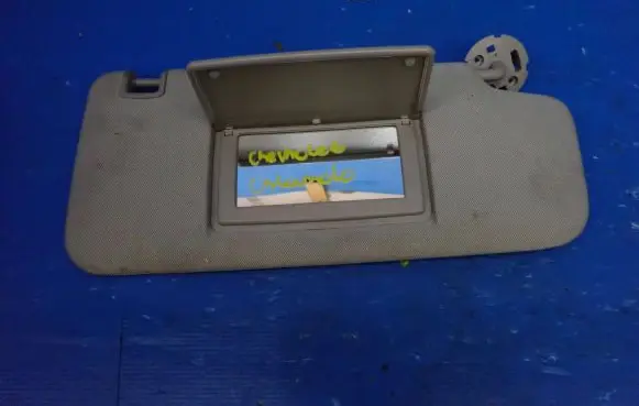 Chevrolet Orlando Sun visor