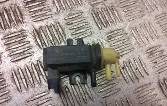 Ford Ecosport Turbo solenoid valve cm5g9f490ba