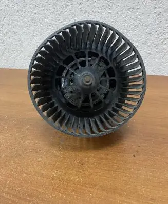 Ford Focus Air conditioning (A/C) fan (condenser) 1736007104 E840
