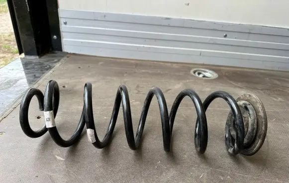 Audi A3 S3 8V Rear coil spring 5Q0511121