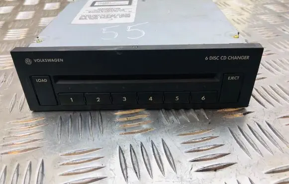 Volkswagen PASSAT B6 CD/DVD changer 3C0035110
