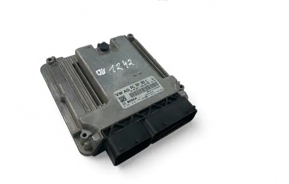 Volkswagen Golf VII Engine control unit/module 04L907309E 0281019175