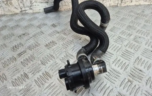 Lexus IS III XE30 Electric auxiliary coolant/water pump 0641001301