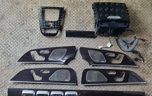 Mercedes-Benz GLS X167 Interior decorative trim set 5540600 A1677304010