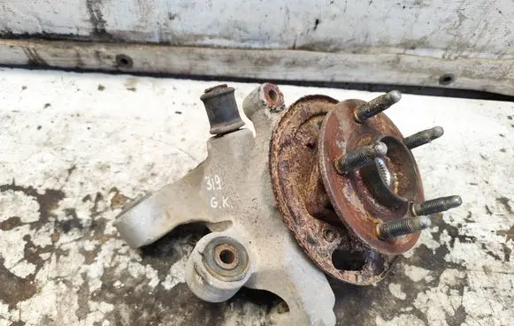 Cadillac CTS Rear wheel hub