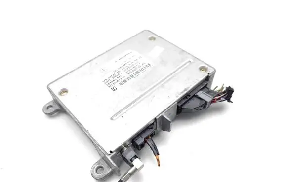 Mercedes-Benz SLK AMG R170 Bluetooth control unit module A2118700026 UH03MM01LU