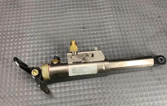 Mercedes-Benz SL R129 Convertible roof main ram cylinder 1298600335