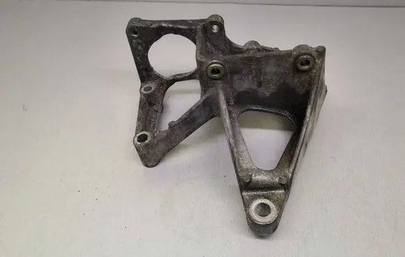 Renault Espace III Power steering pump mounting bracket 103524