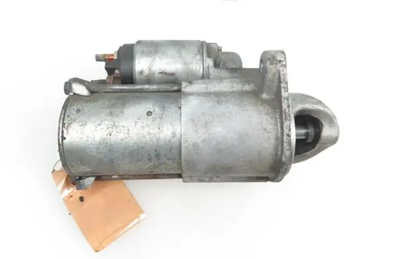 Nissan Sentra B15 Starter motor 9000908