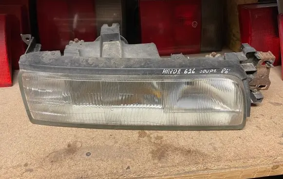 Mazda 626 Headlight/headlamp 10061257 10061257R