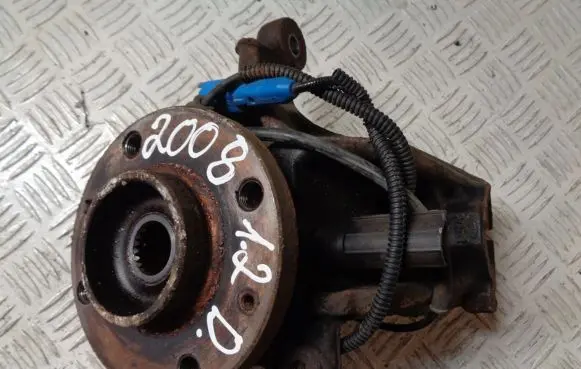 Peugeot 2008 I Front wheel hub