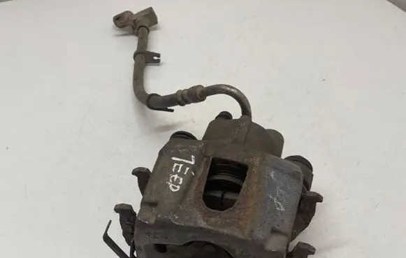 Jeep Grand Cherokee (WK) Rear brake caliper