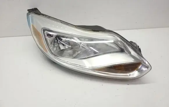 Ford Focus Headlight/headlamp BM5113W029E