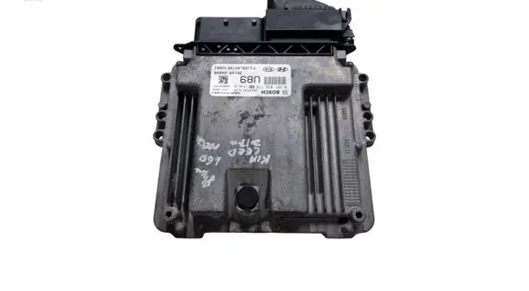 KIA Ceed Engine control unit/module 0281032119 391402A890