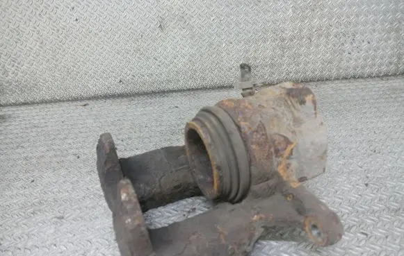 Peugeot 407 Front brake caliper