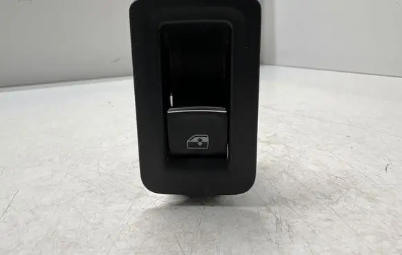 Volkswagen Tiguan Electric window control switch 5G0959855L
