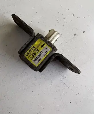 Mitsubishi Pajero Airbag deployment crash/impact sensor MR409363