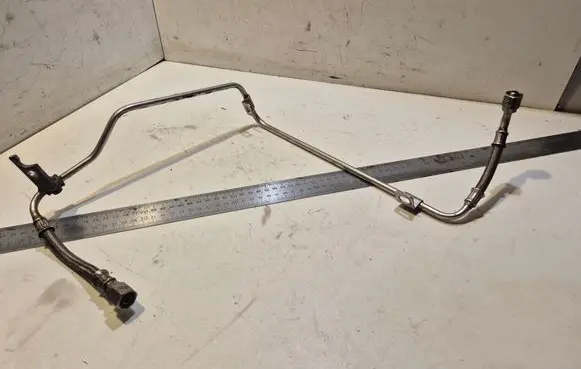 Volkswagen PASSAT B5 Turbo turbocharger oiling pipe/hose
