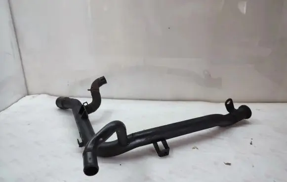 KIA Sportage Engine coolant pipe/hose