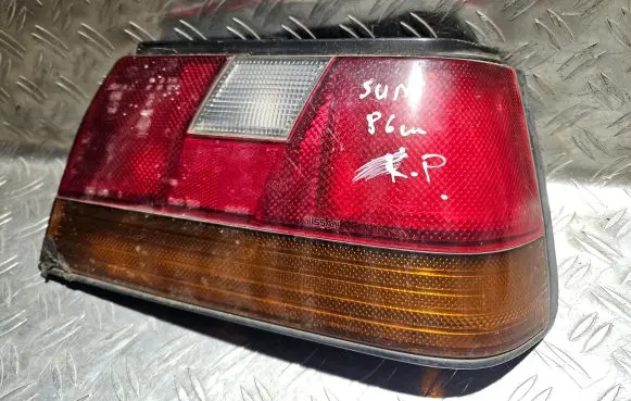 Nissan Sunny Rear/tail lights IKI7258 IKI4443