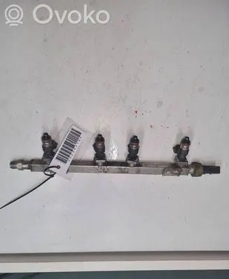 Volkswagen Golf V Fuel injectors set 06G133317