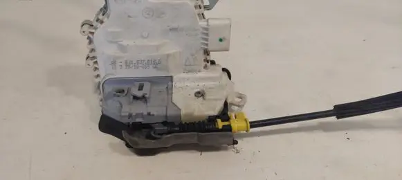 Audi A7 S7 4G Rear door lock 8J1837016D