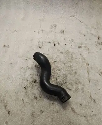 Opel Zafira A Intercooler hose/pipe