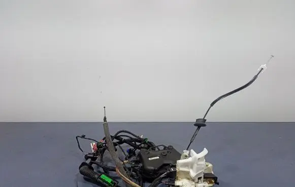 Porsche Panamera (970) Front door lock 971837015