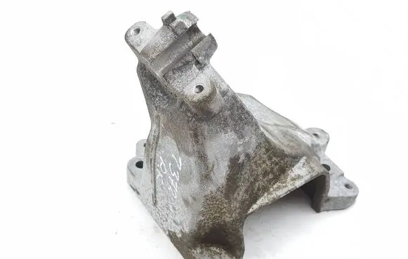 Mercedes-Benz GLC AMG Engine mounting bracket A2762233304