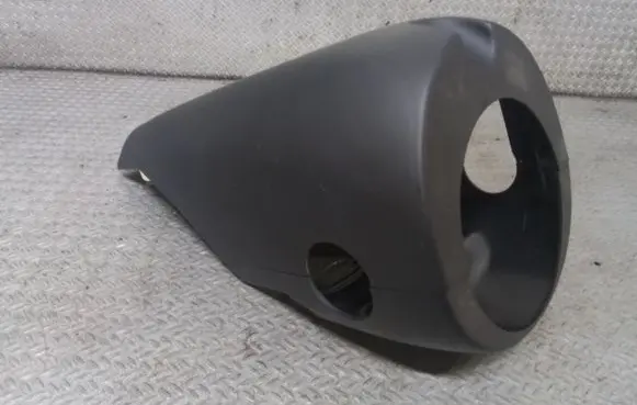 Steering wheel column trim