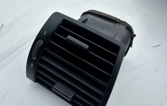 BMW X5 E53 Dashboard side air vent grill/cover trim 64228402216