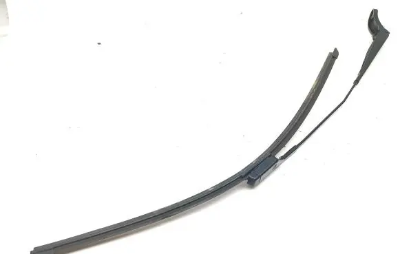 Peugeot 2008 I Front wiper blade arm 9673291980