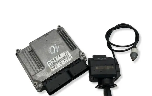 Mercedes-Benz E W211 Engine ECU kit and lock set A6461500491 2115451408