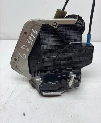 Lexus IS 220D-250-350 Rear door lock U46C0719