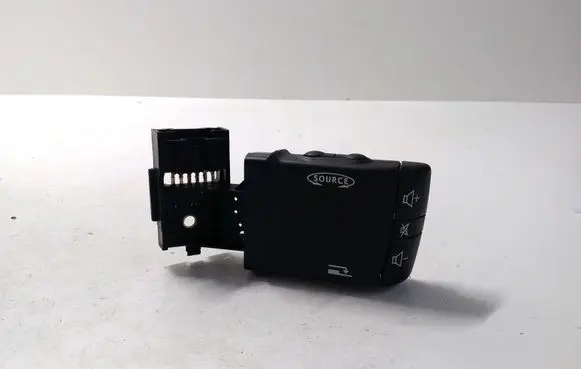 Renault Megane II Sound control switch 8200103769